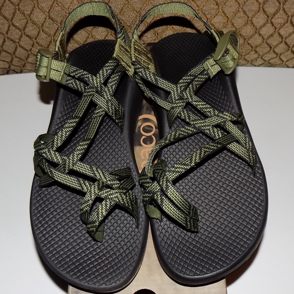 NIB Chaco ZX2 classic palm avocado EU39/US8